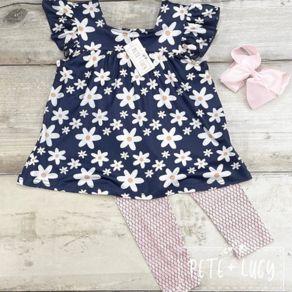 NWT Daisy Delight pant set by Pete + Lucy